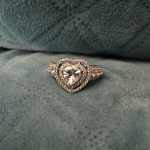 Elegant Sterling Silver Heart Ring